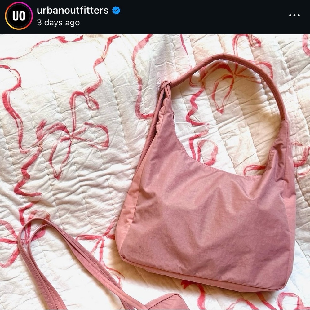 BAGGU Nylon Shoulder Bag Rose Tan - UO Exclusive - Picture 9 of 9